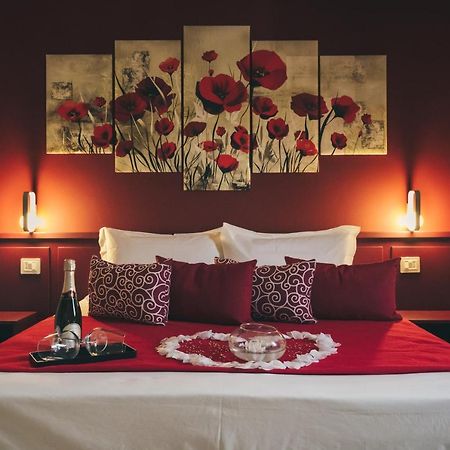 Rosy'S Rooms Patrica ภายนอก รูปภาพ